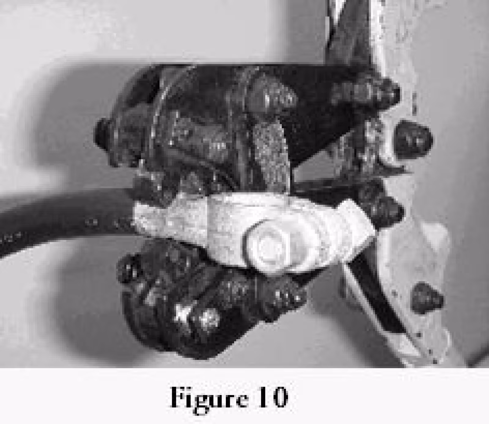Figure 10 — Terminal connection
